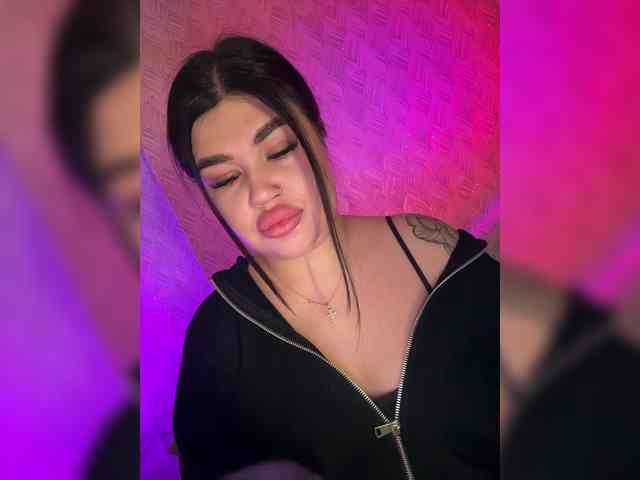 suchka-black- webcam