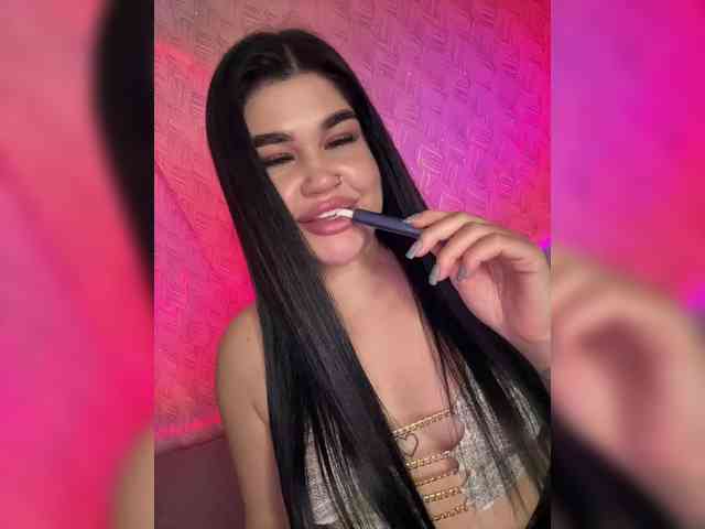 suchka-black- webcam