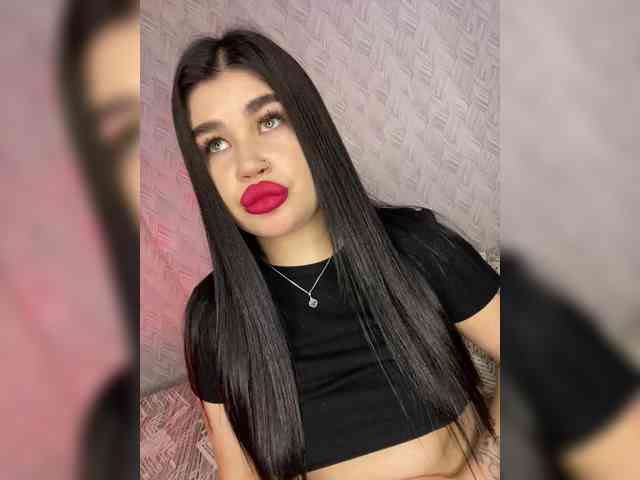 suchka-black- webcam
