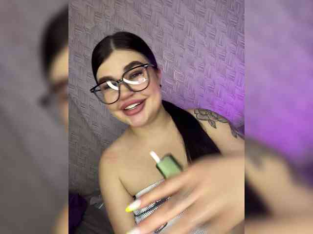 suchka-black- webcam