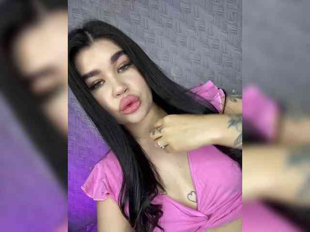 suchka-black- webcam