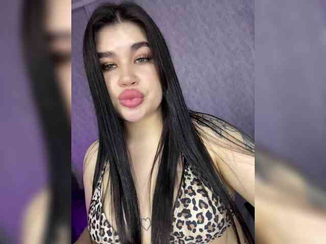 suchka-black- webcam