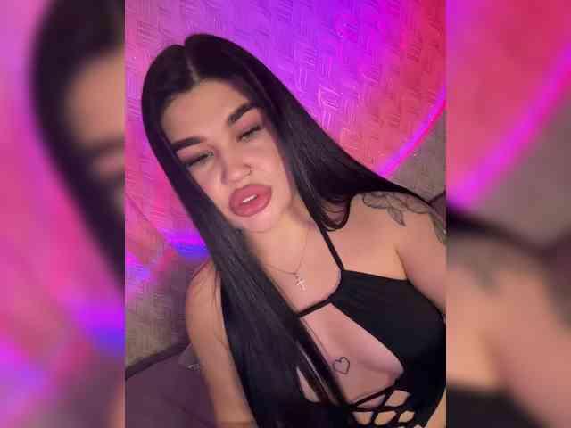 suchka-black- webcam