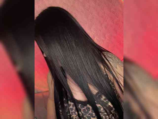 suchka-black- webcam