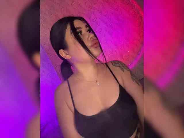 suchka-black- webcam