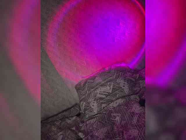 suchka-black- webcam