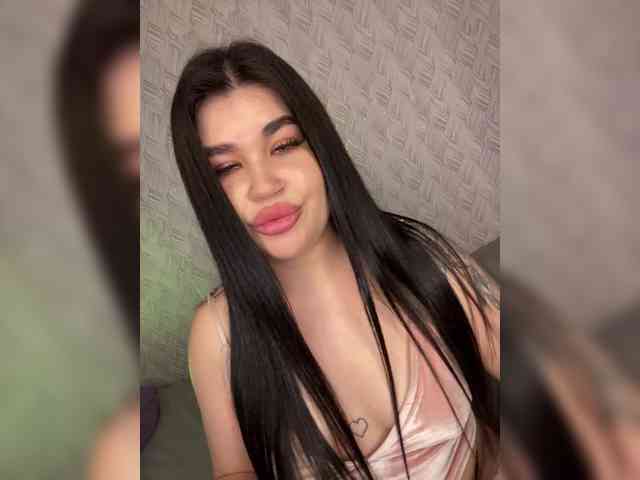 suchka-black- webcam