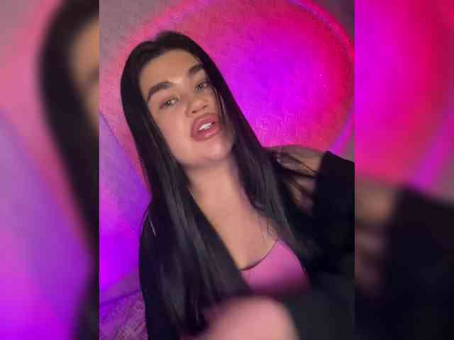 suchka-black- webcam