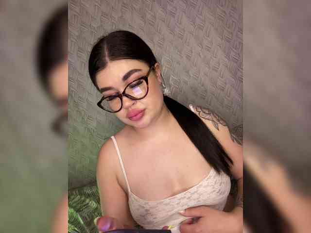suchka-black- webcam