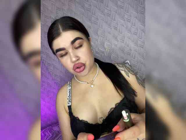 suchka-black- webcam