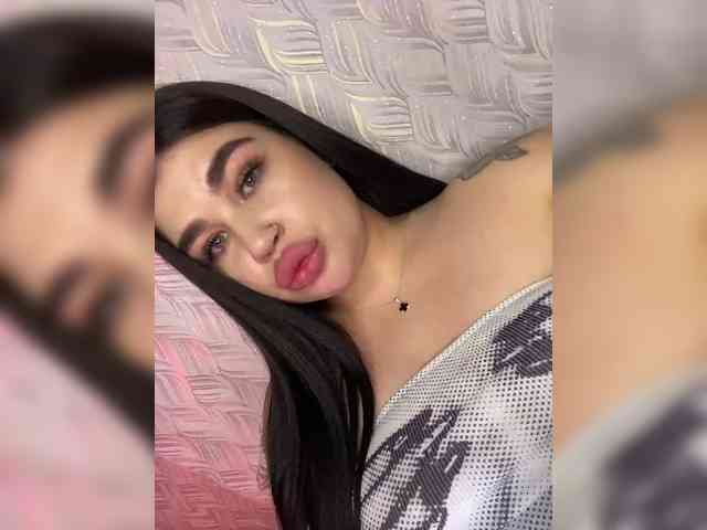 suchka-black- webcam