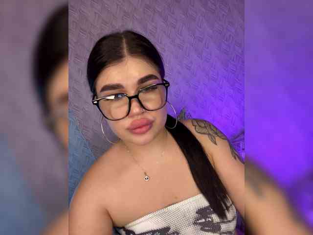 suchka-black- webcam