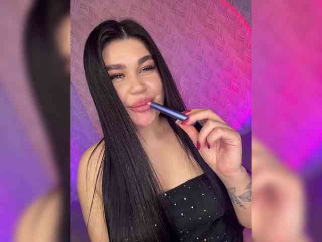 suchka-black- webcam