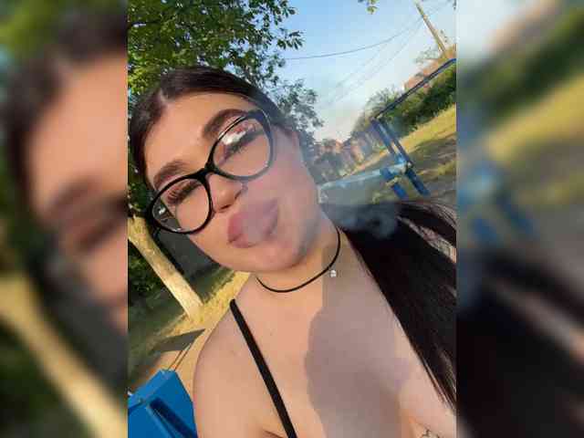 suchka-black- webcam