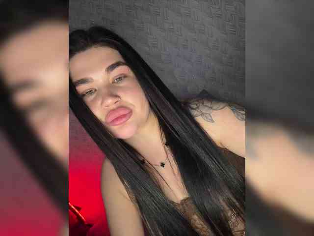 suchka-black- webcam