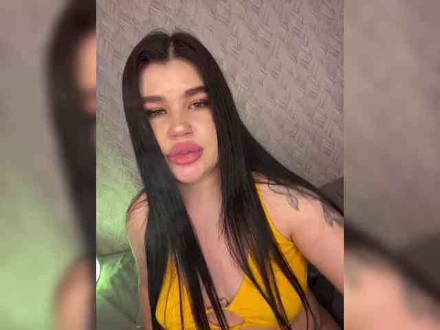 suchka-black- webcam