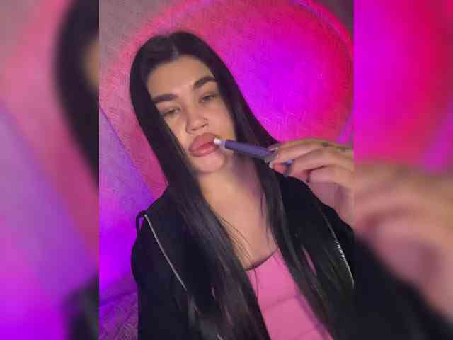 suchka-black- webcam