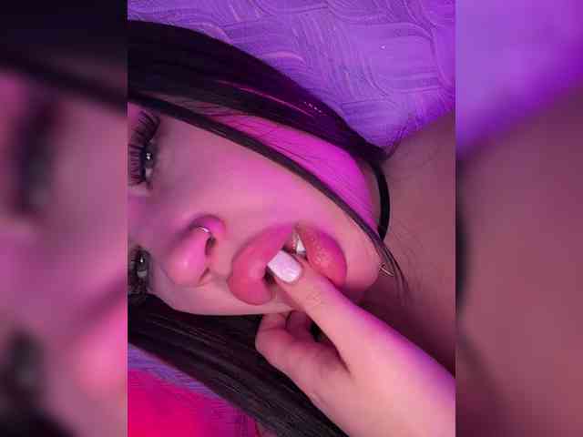 suchka-black- webcam