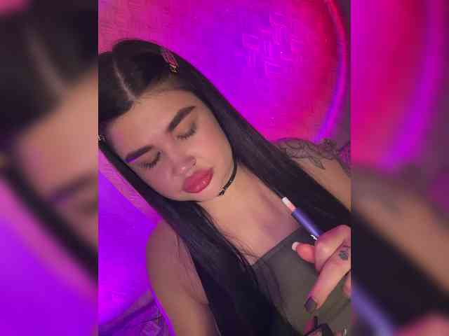 suchka-black- webcam