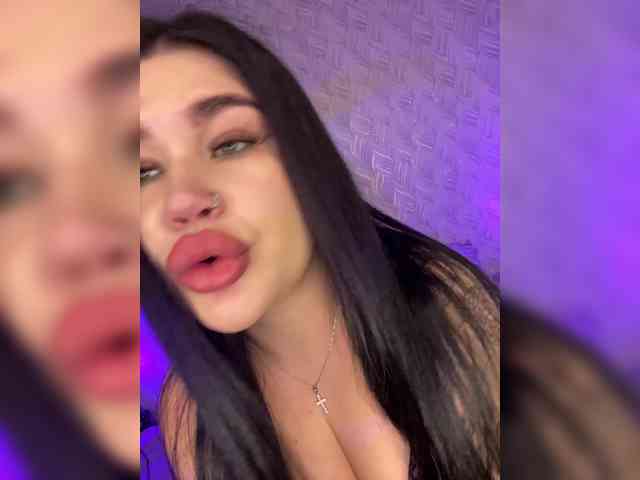 suchka-black- webcam