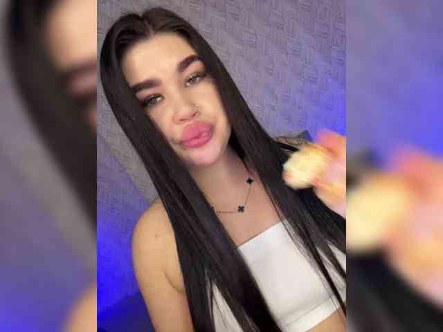 suchka-black- webcam