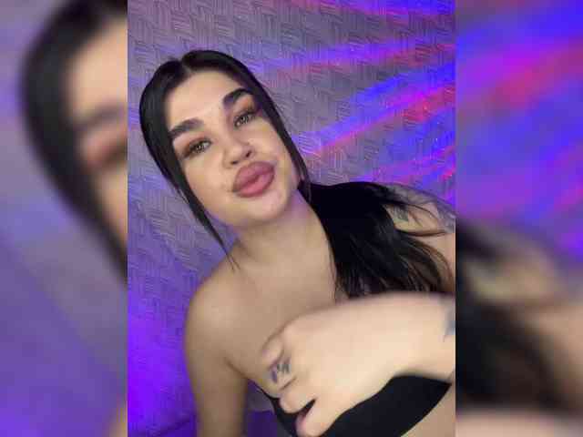 suchka-black- webcam