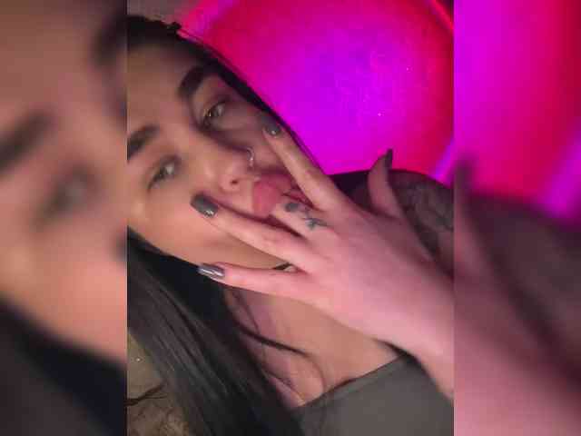 suchka-black- webcam