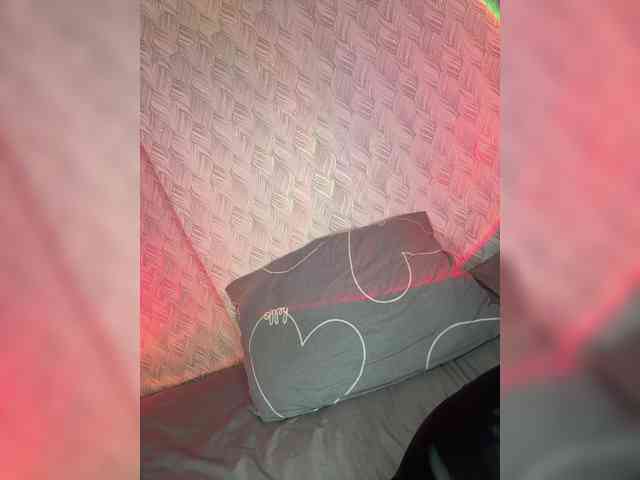 suchka-black- webcam