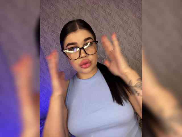 suchka-black- webcam