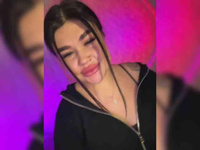 suchka-black- webcam