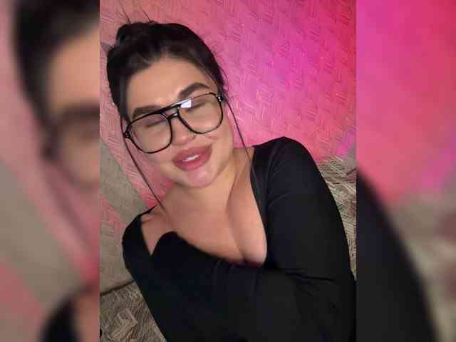 suchka-black- webcam