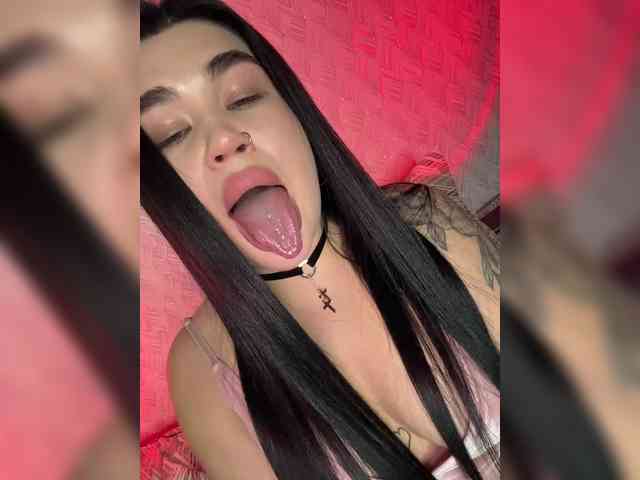 suchka-black- webcam