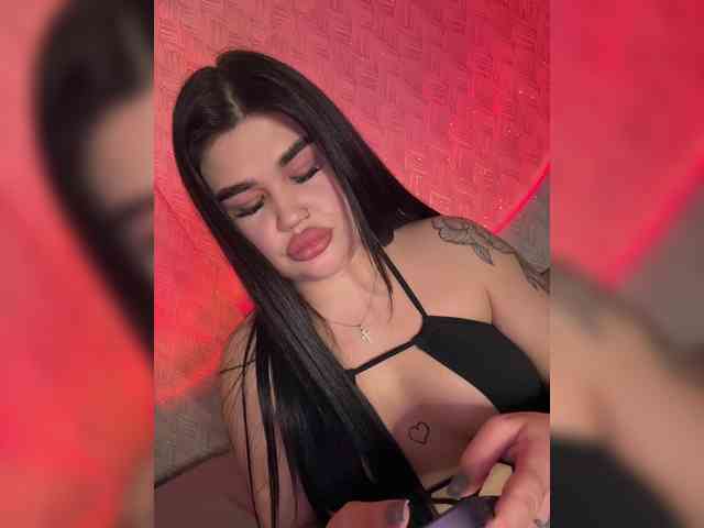 suchka-black- webcam