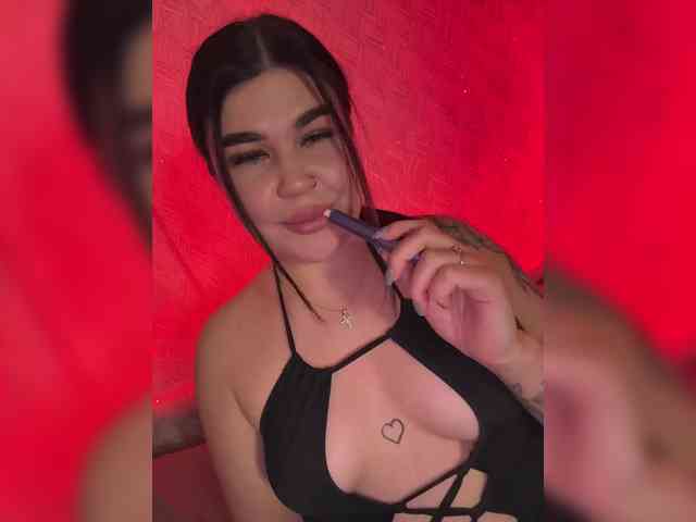 suchka-black- webcam