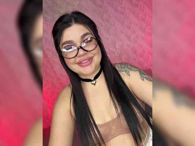 suchka-black- webcam