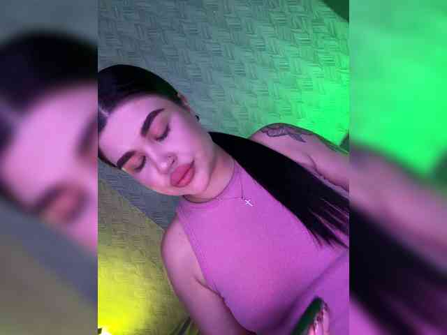 suchka-black- webcam