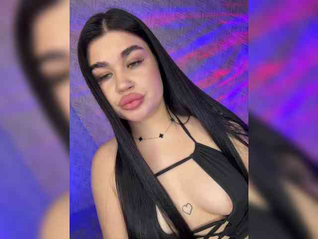 suchka-black- webcam