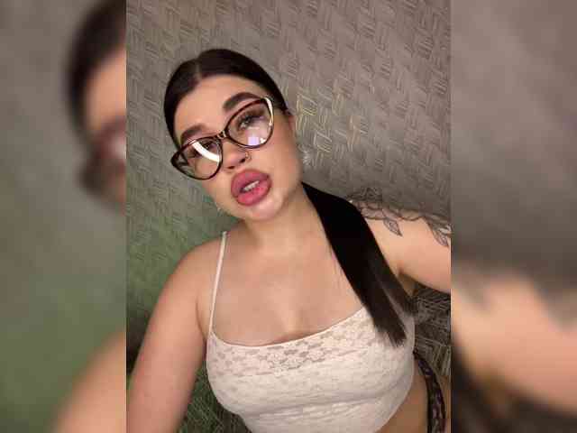 suchka-black- webcam