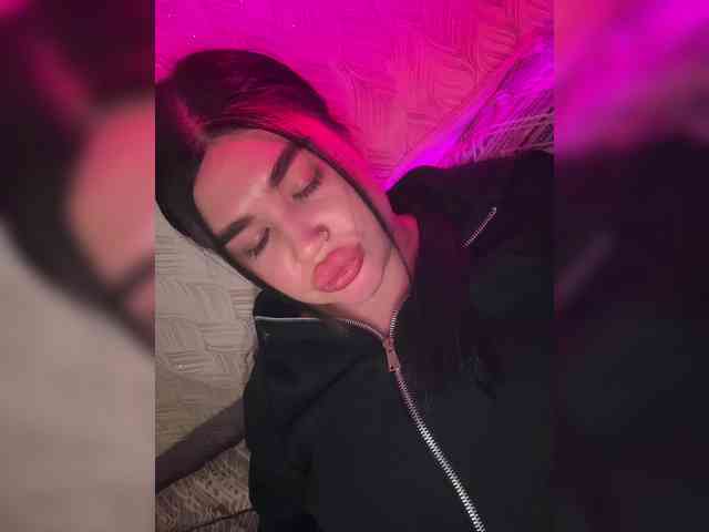 suchka-black- webcam