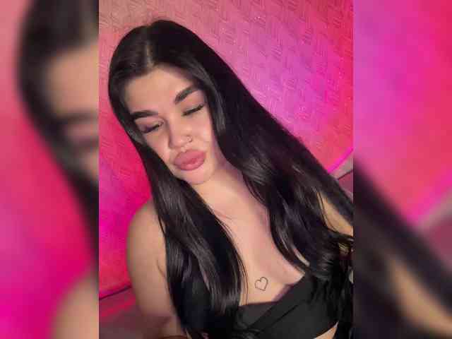 suchka-black- webcam