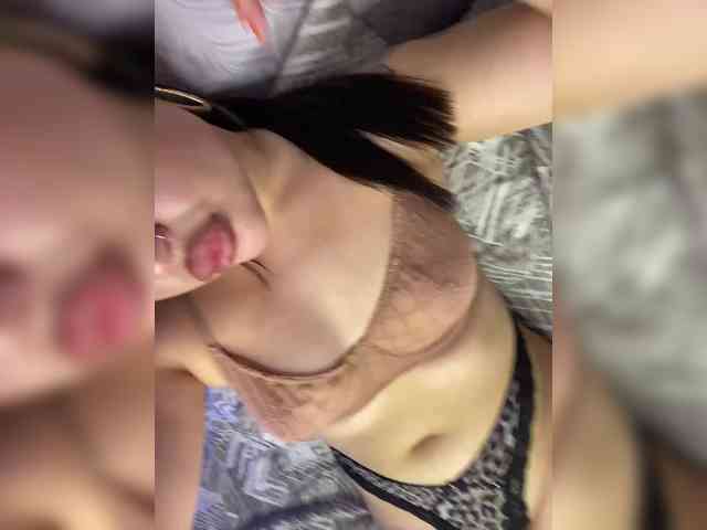 suchka-black- webcam