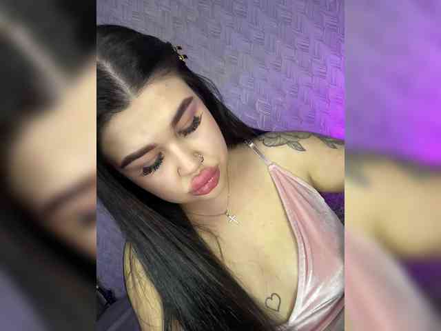suchka-black- webcam