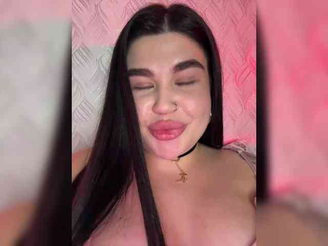 suchka-black- webcam