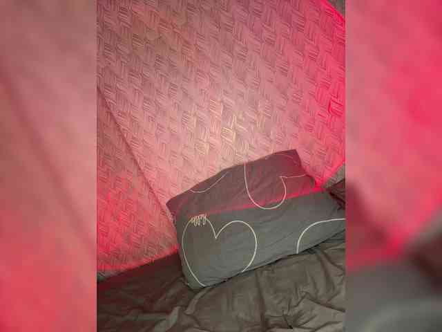 suchka-black- webcam