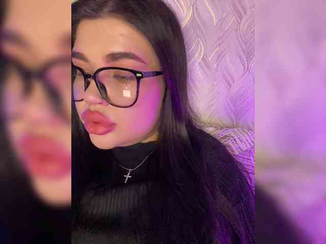 suchka-black- webcam