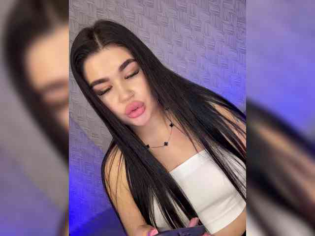 suchka-black- webcam