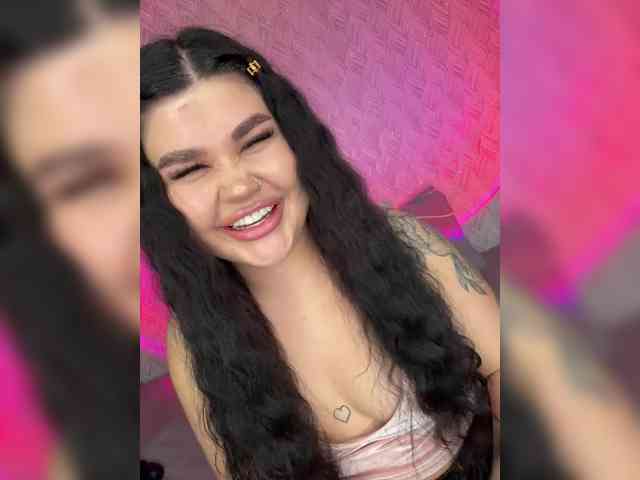 suchka-black- webcam