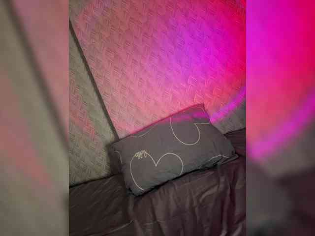 suchka-black- webcam