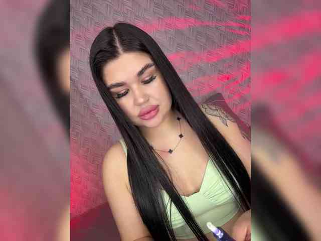 suchka-black- webcam