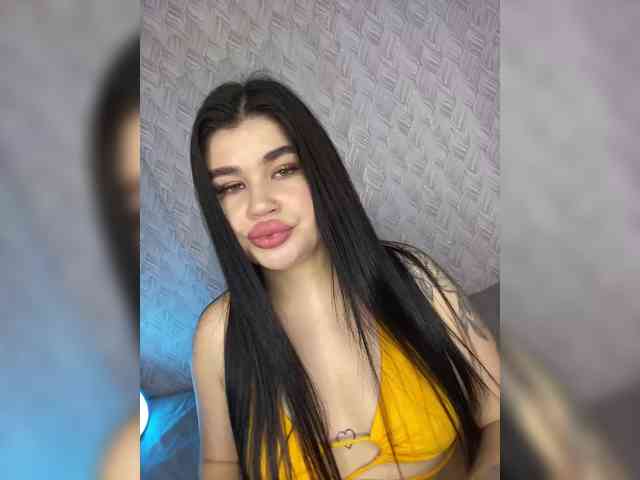 suchka-black- webcam